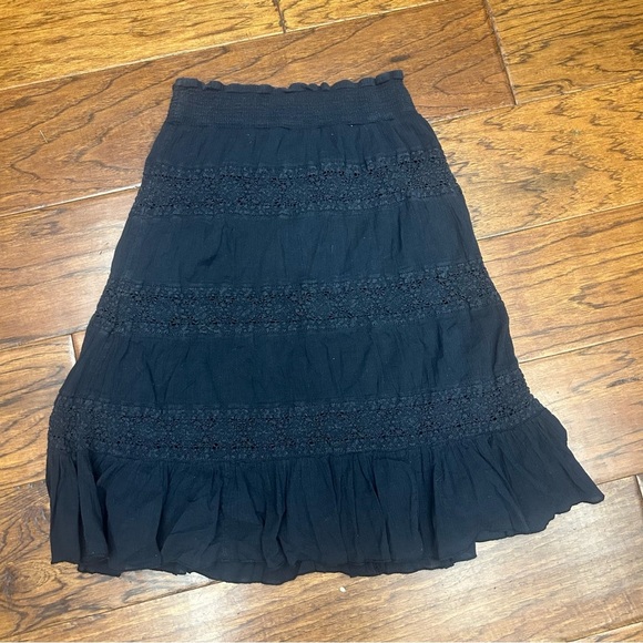 Sundance Elegant Black A-Line Skirt - Picture 2 of 3